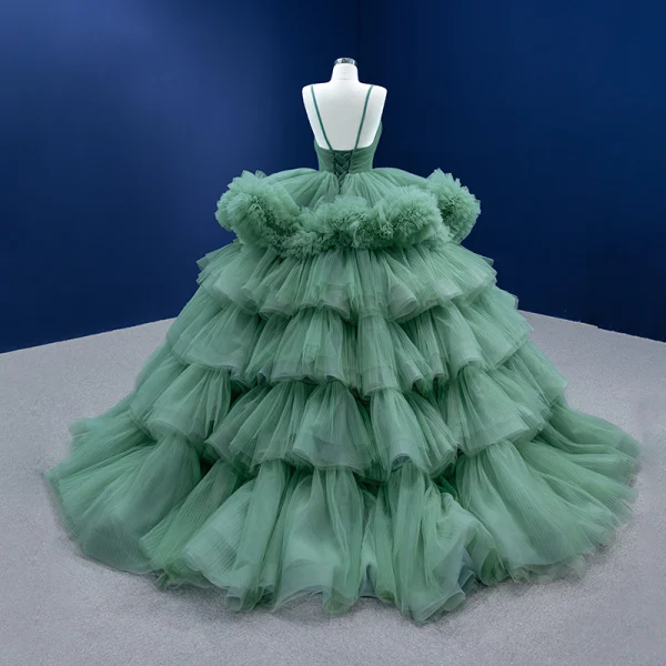 Haut de Gamme Vert Cendré Volants en Cascade Volants Robe De Bal 2022 Robe Boule Bretelles Spaghetti Sans Manches Dos Nu Longue Robe De Ceremonie