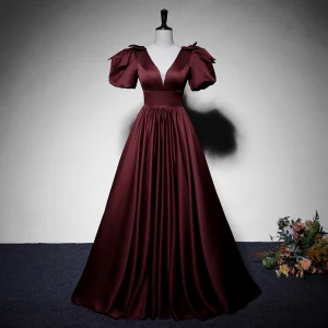 Vintage Purple Satin Ballkjoler 2022 Prinsesse V Hals Puffy Korte Ermer Ryggløse Sløyfe Lange Formelle Kjoler