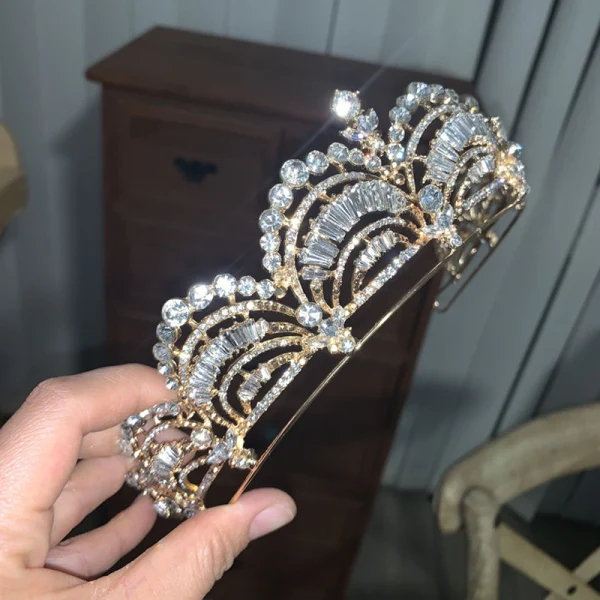 Bling Bling Srebrny Rhinestone Ślub Tiara 2022 Cyrkon Stop Ozdoby Do Włosów Ślubne