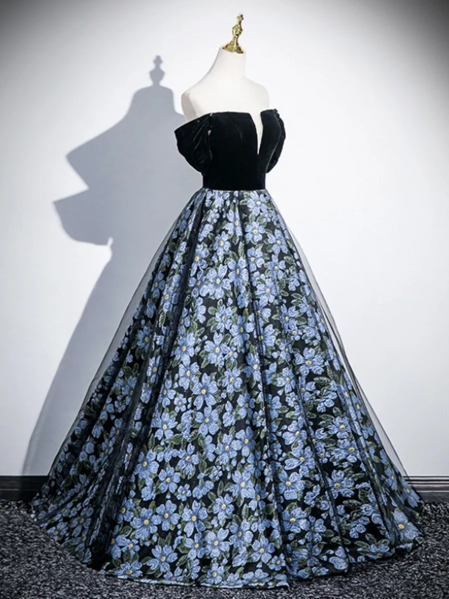 Elegant Black Floral Prom Dresses 2025 Ball Gown Off-The-Shoulder Short Sleeve Backless