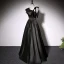 Mode Noire Satin Robe De Bal 2022 Princesse V-Cou Sans Manches Dos Nu Longue Robe De Ceremonie