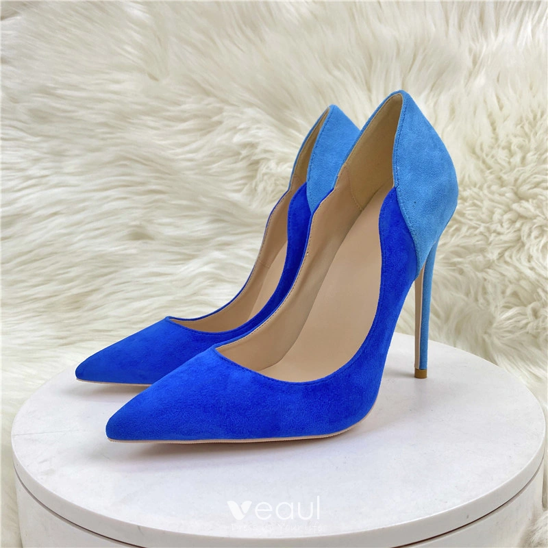 pointed-toe suede pumps