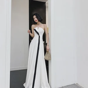 Simple Mode Ivoire Robe De Bal 2022 Princesse Bustier Sans Manches Dos Nu Longue Robe De Ceremonie
