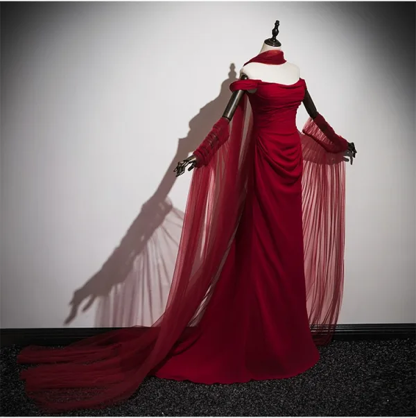 Charmant Bordeaux Avec Châle Robe De Soirée 2025 Trompette / Sirène De l'épaule Sans Manches Dos Nu Train De Balayage Robe De Ceremonie