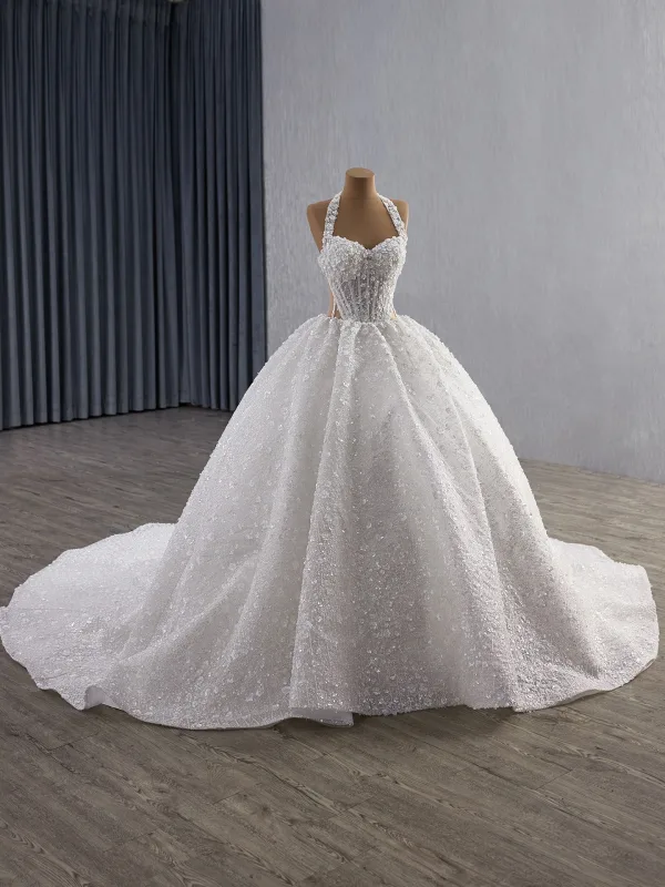 Glitzernden Luxus / Herrlich Weiß Handgefertigt Perlenstickerei Perle Pailletten Brautkleider / Hochzeitskleider 2025 Ballkleid Neckholder Ärmellos Rückenfreies Kapelle-Schleppe