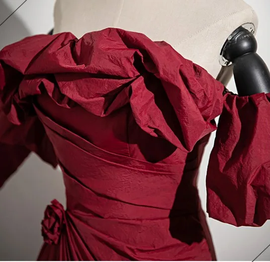 Fashion Burgundy Split Front Prom Dresses 2024 A-Line / Princess Strapless Sleeveless Backless Sweep Train Prom Formal Dresses