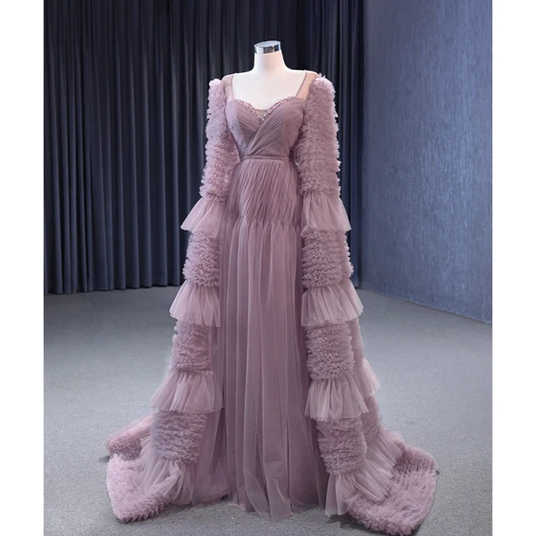 Haut de Gamme Rose Sombre Volants en Cascade Perlage Perle Faux Diamant Robe De Bal 2023 Princesse Encolure Carrée Manches Longues Dos Nu Train De Balayage Promo Robe De Ceremonie