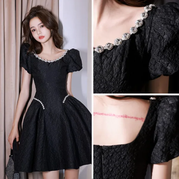 Fashion Black Rhinestone Short Party Dresses 2022 A-Line / Princess Scoop Neck Short Sleeve Backless Formal Dresses