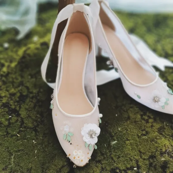 Elegant White Handmade  Rhinestone Sequins Wedding Shoes 2023 Leather 6 cm Stiletto Heels Pointed Toe Wedding Pumps High Heels