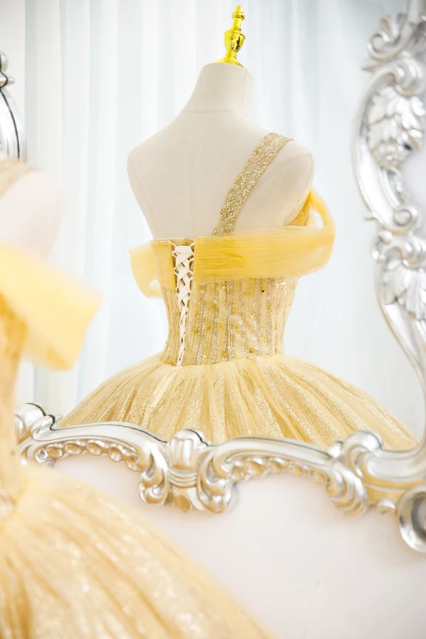 Chic / Belle Jaune Perlage Paillettes Robe De Bal 2022 Robe Boule Une épaule Sans Manches Dos Nu Longue Promo Robe De Ceremonie