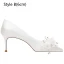 Elegant White Satin Appliques Rhinestone Wedding Shoes 2024 8 cm Stiletto Heels Pointed Toe Wedding Pumps High Heels