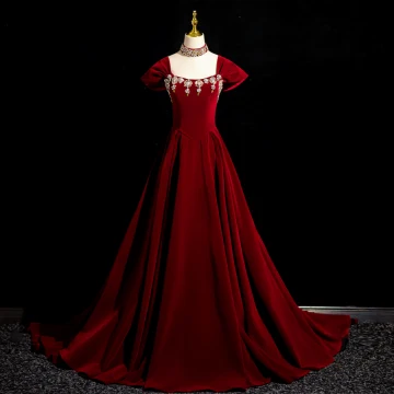 Elegant Burgundy Rhinestone Velvet Prom Dresses 2024 Ball Gown Square Neckline Short Sleeve Backless Sweep Train Prom Formal Dresses