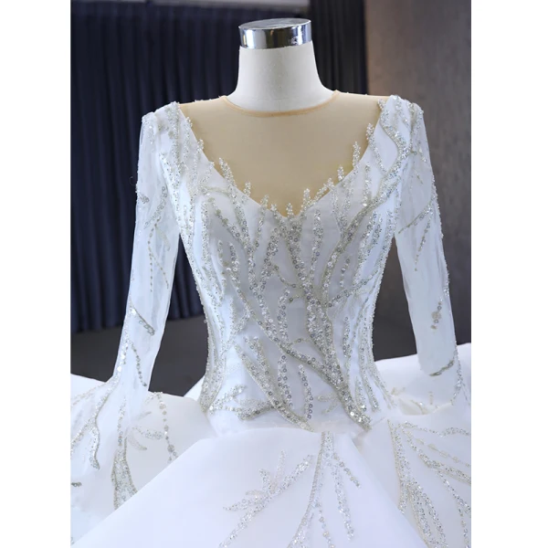 Luxury / Gorgeous Charming White Beading Sequins Cascading Ruffles Wedding Dresses 2023 Ball Gown Scoop Neck Long Sleeve Backless Chapel Train Wedding