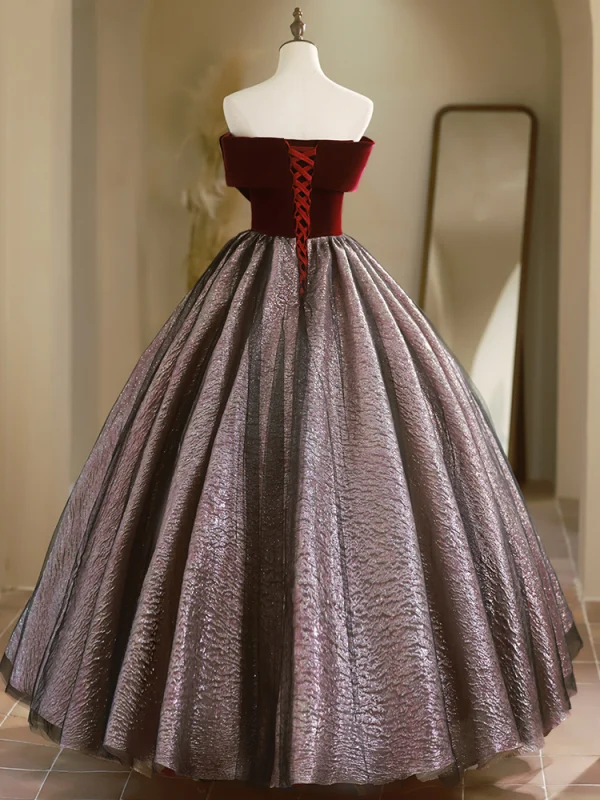 Elegant Burgundy Prom Dresses 2024 Ball Gown Strapless Bow Sleeveless Backless Floor-Length / Long Prom Formal Dresses
