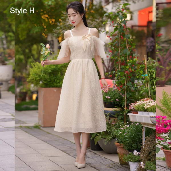 Modest / Simple Sage Green Bridesmaid Dresses 2023 A-Line / Princess Short Sleeve Backless Tea-length Bridesmaid Dresses