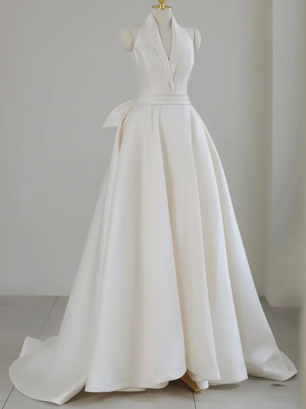 Fashion White Satin Evening Dresses 2023 A-Line / Princess Halter Sleeveless Backless Bow Sash Sweep Train Evening Party Formal Dresses