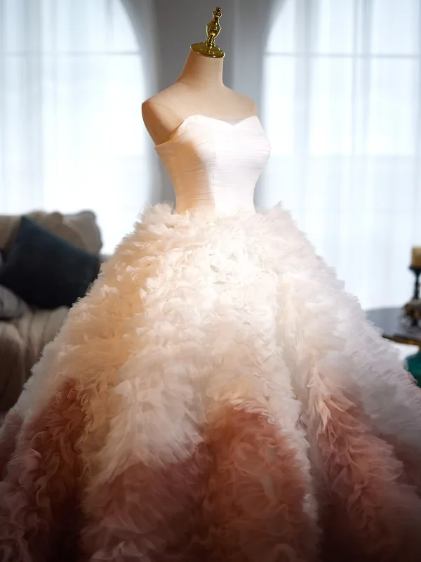 Mode Zwei Töne Weiß Kaffee Plissee Ballkleider 2025 Ballkleid Bandeau Ärmellos Rückenfreies Hof-Schleppe Festliche Kleider