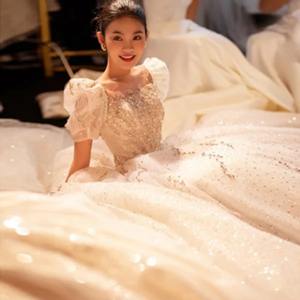 Luxury / Gorgeous Charming Beading Rhinestone Sequins White Wedding Dresses 2023 Ball Gown Scoop Neck Short Sleeve Backless Bow Royal Train Wedding