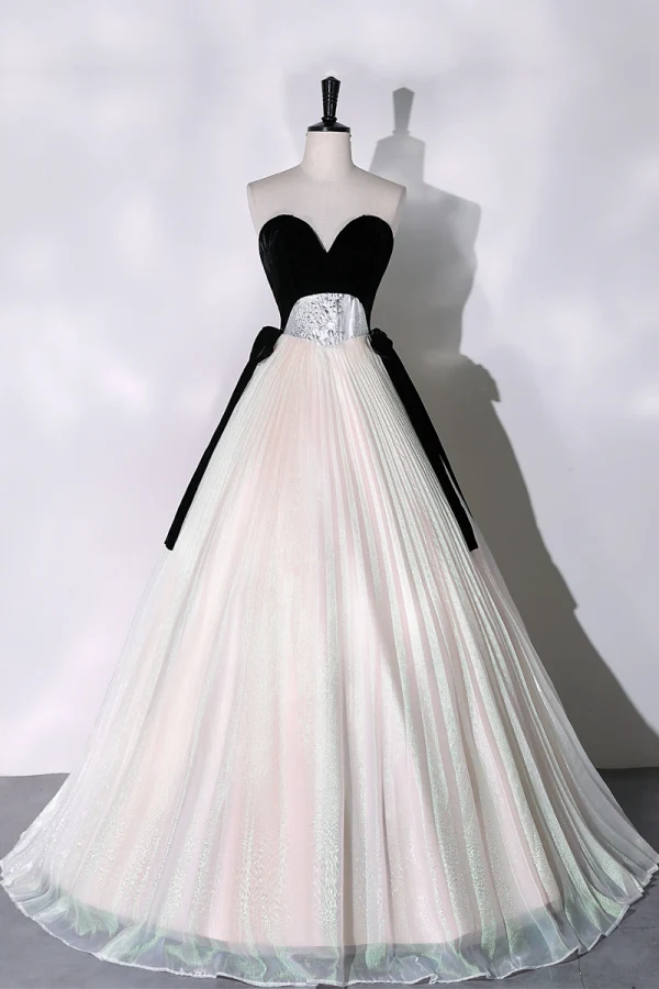 Elegant Black Prom Dresses 2023 A-Line / Princess Strapless Sleeveless Backless Bow Sash Floor-Length / Long Prom Formal Dresses
