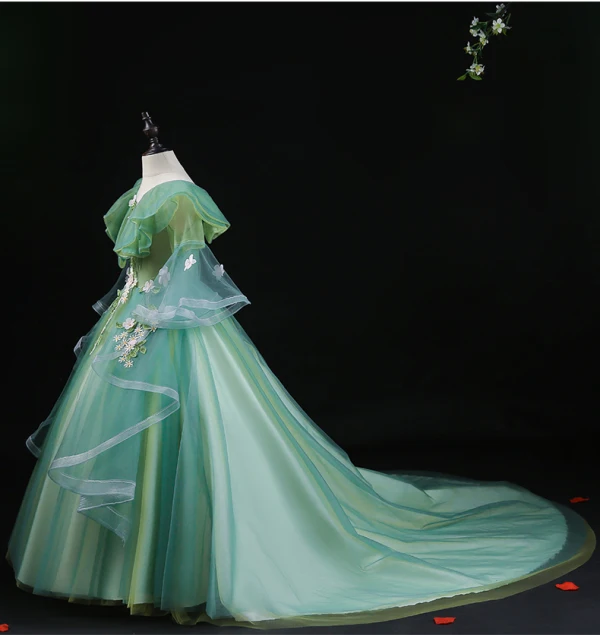 Chic / Beautiful Sage Green Appliques Lace Flower Pearl Cascading Ruffles Birthday Flower Girl Dresses 2024 Ball Gown V-Neck Short Sleeve Court Train