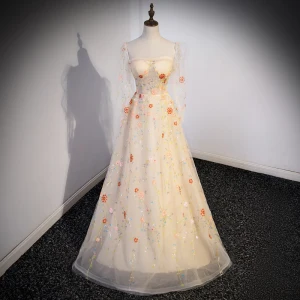 Fée Des Fleurs Jonquille Paillettes Fleur Robe De Bal 2023 Princesse Encolure Carrée Manches Courtes Dos Nu Longue Robe De Ceremonie