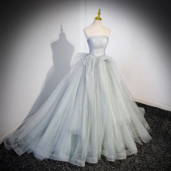 Charmant Vert Cendré Perlage Paillettes Robe De Bal 2023 Robe Boule Bustier Sans Manches Dos Nu Train De Balayage Robe De Ceremonie