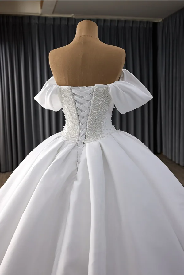 High-end Elegant White Pearl Satin Wedding Dresses 2025 Ball Gown Off-The-Shoulder Short Sleeve Backless Chapel Train Wedding