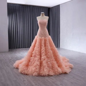 Haut De Gamme Rougissant Rose Fait Main Perlage Paillettes Volants En Cascade Robe De Bal 2024 Robe Boule Bustier Sans Manches Dos Nu Tribunal Train Promo Robe De Ceremonie
