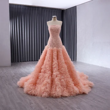 High End Blozen Roze Handgemaakt Kralen Pailletten Cascading Ruches Galajurken 2024 Baljurk Strapless Mouwloos Ruglooze Rechter Trein Gala Gelegenheid Jurken