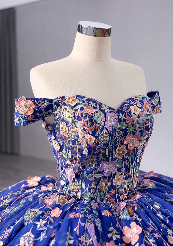 Vintage / Retro High-end Royal Blue Lace Flower Quinceañera Prom Dresses 2024 Ball Gown Off-The-Shoulder Sleeveless Backless Court Train Prom Formal Dresses
