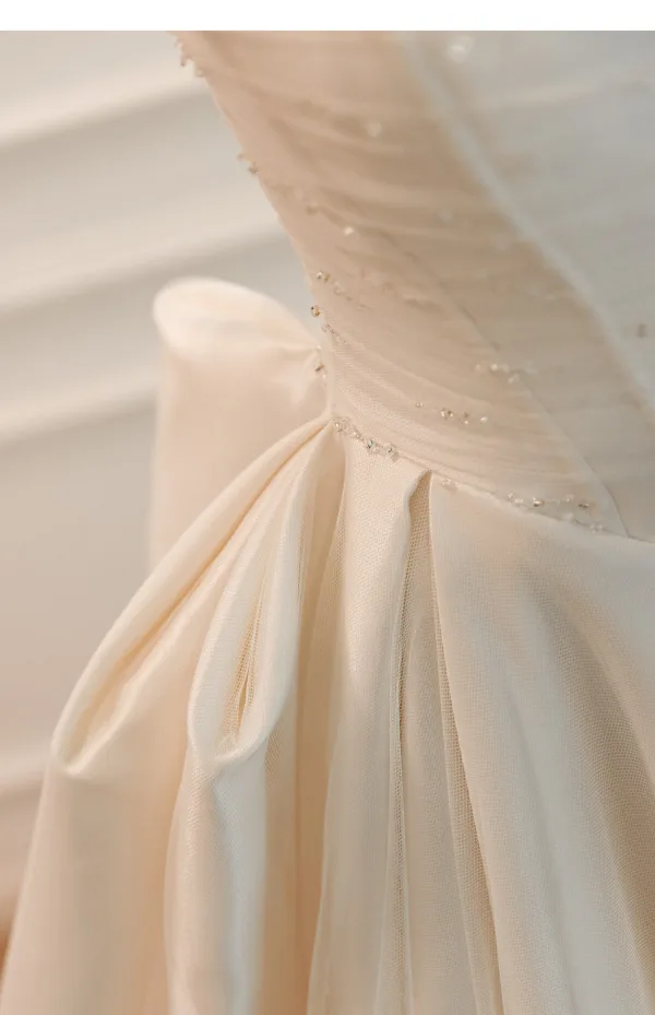 High End Schlicht Ivory / Creme Perlenstickerei Satin Brautkleider / Hochzeitskleider 2026 A Linie Bandeau Ärmellos Rückenfreies Lange