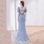 Charmant Bleu Ciel Perlage Robe De Bal 2022 Trompette / Sirène Encolure Carrée Volants Manches Courtes Noeud Longue Robe De Ceremonie
