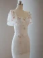 Chic / Belle Blanche En Dentelle Fleur Légère Robe De Mariée 2022 Trompette / Sirène Encolure Carrée Manches Courtes Appliques Dos Nu Longue Mariage