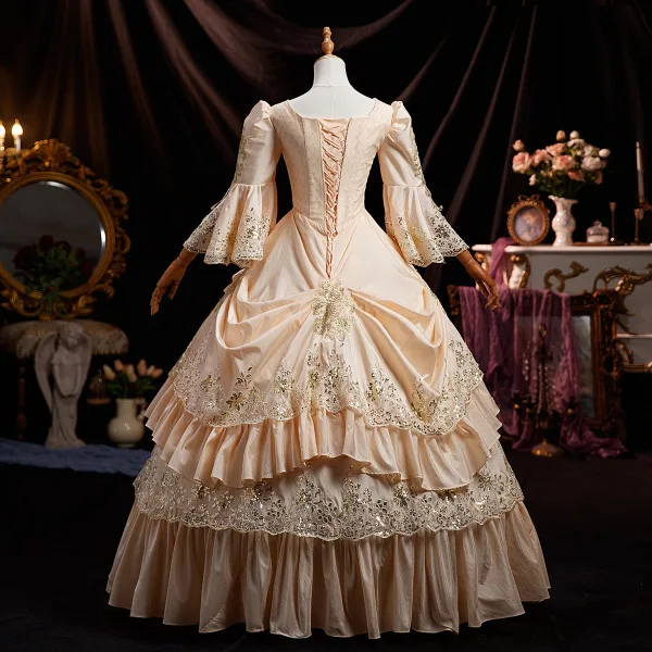 Vintage / Retro Medieval Champagne Sequins Lace Flower Cascading Ruffles Prom Dresses 2025 Ball Gown Scoop Neck Bell sleeves Floor-Length / Long Prom Formal Dresses
