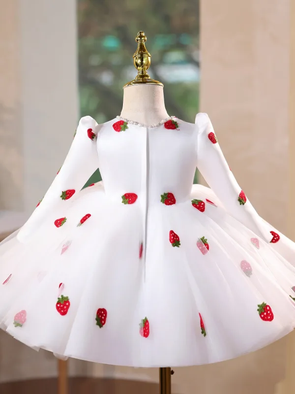 Lovely White Strawberry Birthday Short Flower Girl Dresses 2026 Ball Gown Scoop Neck Long Sleeve Tulle
