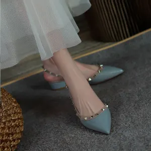Charmant Bleu Rivet Soirée Sandales Femme 2022 Cuir 3 Cm Talon Bas Talons Épais À Bout Pointu Chaussures Femmes