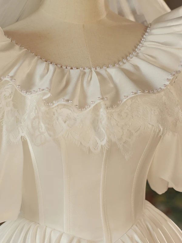 Vintage / Retro Elegant Ivory Satin Wedding Dresses 2023 Ball Gown Pearl Scoop Neck Puffy Short Sleeve Backless Floor-Length / Long Wedding
