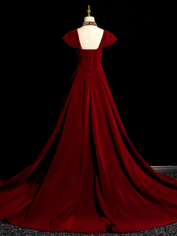 Elegant Burgundy Rhinestone Velvet Prom Dresses 2024 Ball Gown Square Neckline Short Sleeve Backless Sweep Train Prom Formal Dresses