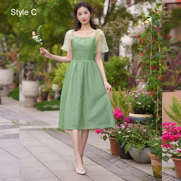 Modest / Simple Sage Green Bridesmaid Dresses 2023 A-Line / Princess Short Sleeve Backless Tea-length Bridesmaid Dresses