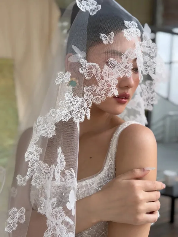 Vintage / Retro White Lace Butterfly 1 m Wedding Veils Tulle 2026