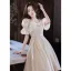 Audrey Hepburn Style Champagne Sequins Homecoming Graduation Dresses 2022 A-Line / Princess Bow Square Neckline Puffy Short Sleeve Knee-Length Graduation Dresses