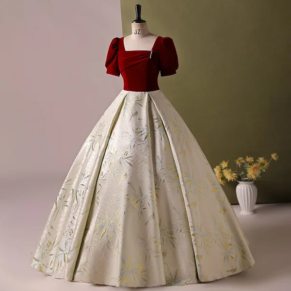 Elegant Burgundy Printing Prom Dresses 2024 Ball Gown Square Neckline Short Sleeve Backless Floor-Length / Long Prom Formal Dresses