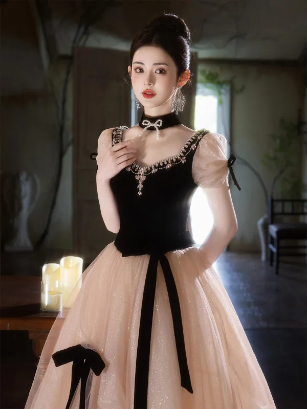 Chic / Beautiful Black Rhinestone Bow Prom Dresses 2025 Ball Gown Square Neckline Short Sleeve Backless Floor-Length / Long Tulle Formal Dresses