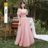 Modest / Simple Candy Pink Lace Butterfly Bridesmaid Dresses 2022 A-Line / Princess Short Sleeve Backless Floor-Length / Long Bridesmaid Dresses