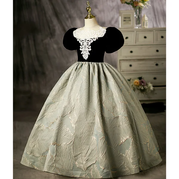 Élégant Noire En Dentelle Fleur Robe Ceremonie Fille 2022 Robe Boule Encolure Dégagée Gonflée Manches Courtes Longue Promo Robe Ceremonie Fille