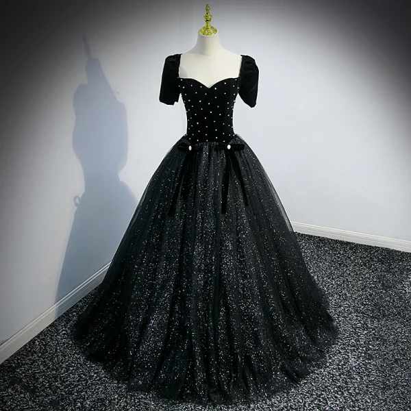Bling Bling Noire Paillettes Robe De Bal 2022 Robe Boule Encolure Carrée Perle Manches Courtes Dos Nu Noeud Longue Robe De Ceremonie
