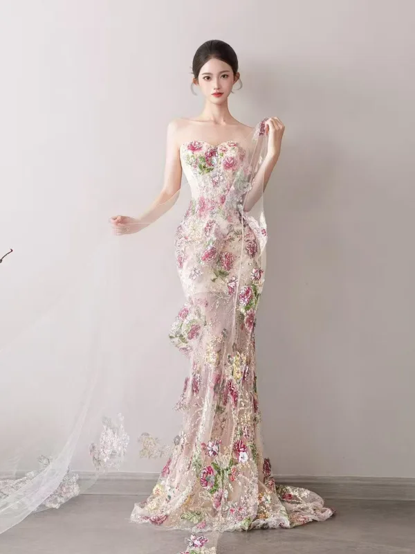High-end Sexy Multi-Farger Beading Paljetter Blonder Blomst Selskapskjoler 2025 Trompet / Havfrue Kjæreste Uten Ermer Ryggløse Feie Tog Aften