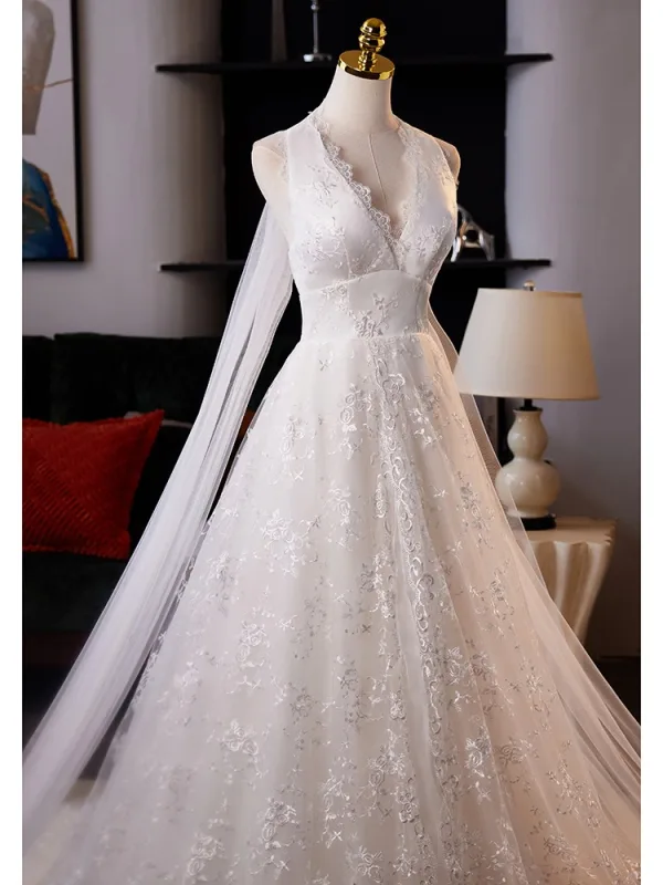 Vintage / Retro White Lace Flower Sweep Train Wedding Dresses Ball Gown 2025 V-Neck Sleeveless Backless