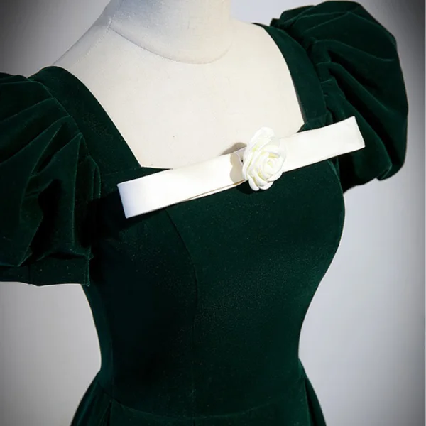 Élégant Vert Foncé Robe De Bal 2023 Princesse Encolure Carrée Gonflée Manches Courtes Dos Nu Train De Balayage Promo Robe De Ceremonie