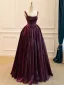 Enkla Dansande Purple Balklänningar 2025 Prinsessa Korsade remmar Satin Ruffle Formella Klänningar Långa Ärmlös